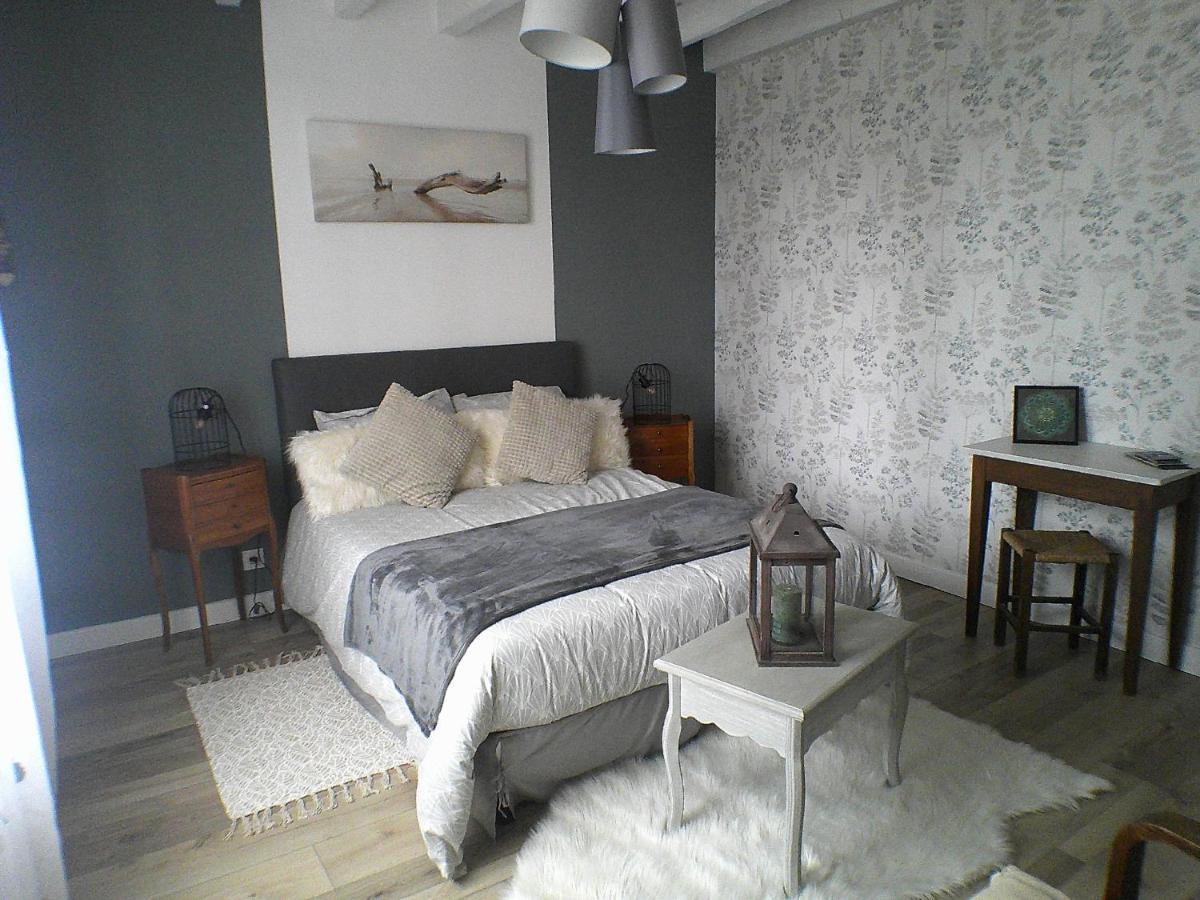 Le Clocooning Chambres D'Hotes Chez L'Habitant Billy  Exterior foto